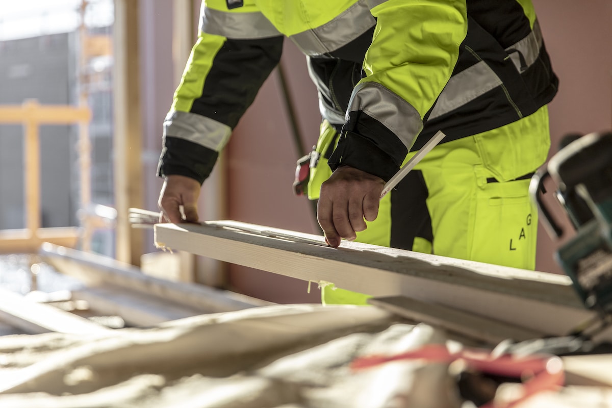 På tide å bytte bordkledning? Lag Entreprenør